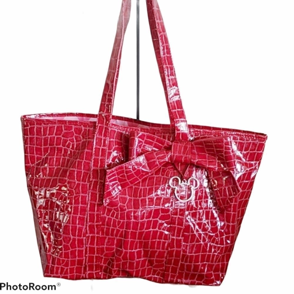 ❤️Walt Disney World Red Crocodile Shoulder Bag Patent Tote Mickey Mouse